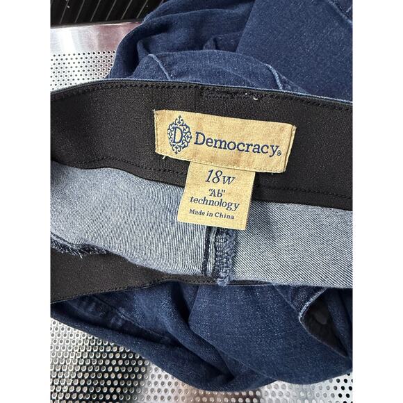 Democracy Jeans Women's 18W Bootcut - Picture 6 of 9